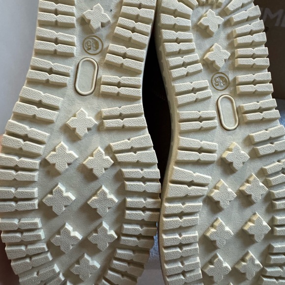 NWT ANJOUFEMME Womens Comfy Hiking Boots-Casual Outdoor Lace up Ankle Booties - Picture 5 of 8